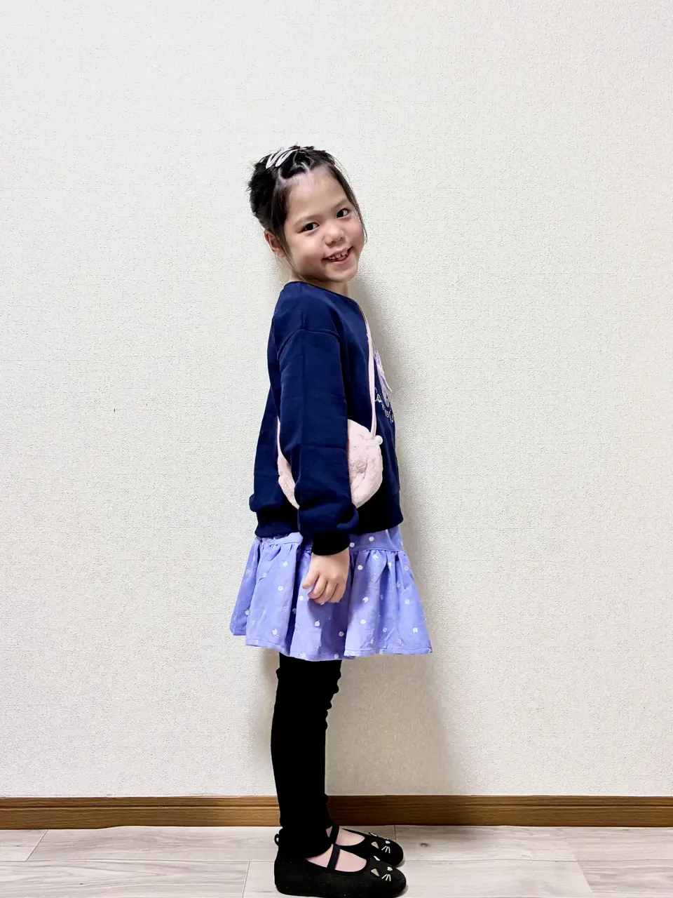 ANY MIKA コーディネート画像