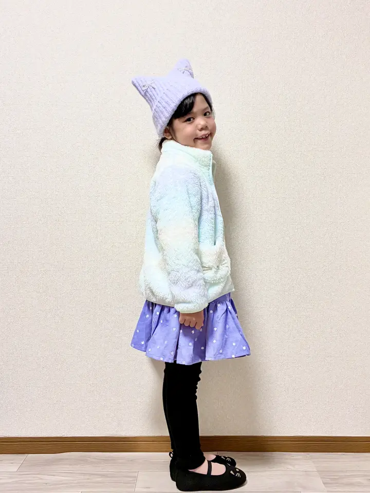 ANY MIKA コーディネート画像