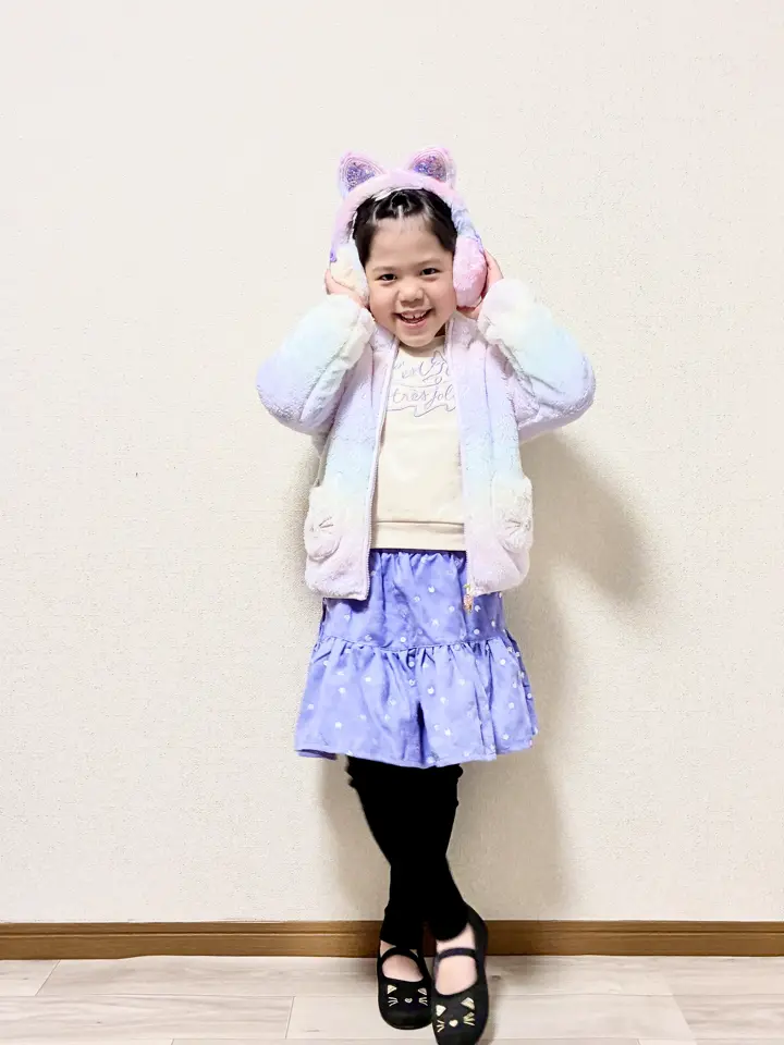 ANY MIKA コーディネート画像