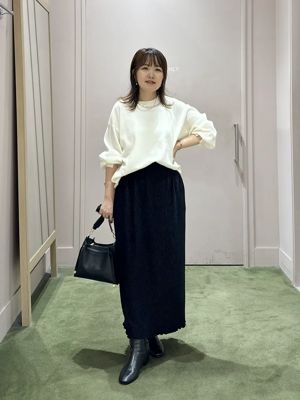 ANY フジコ コーディネート画像