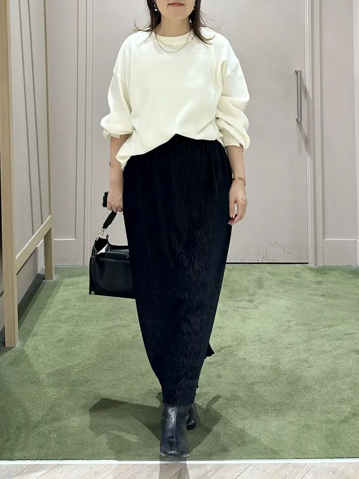 ANY フジコ コーディネート画像