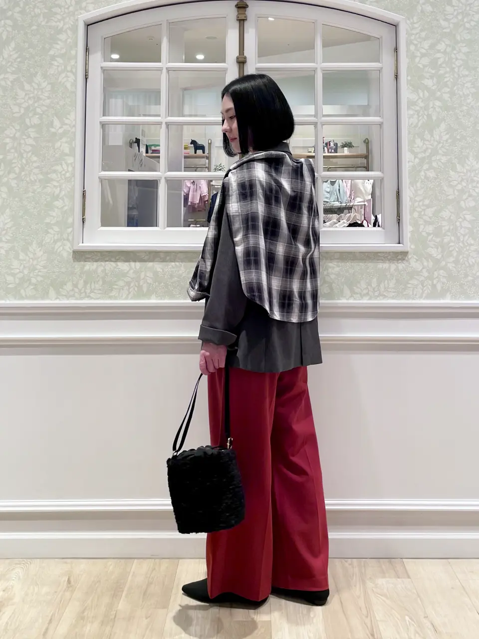 ANY MIKA コーディネート画像