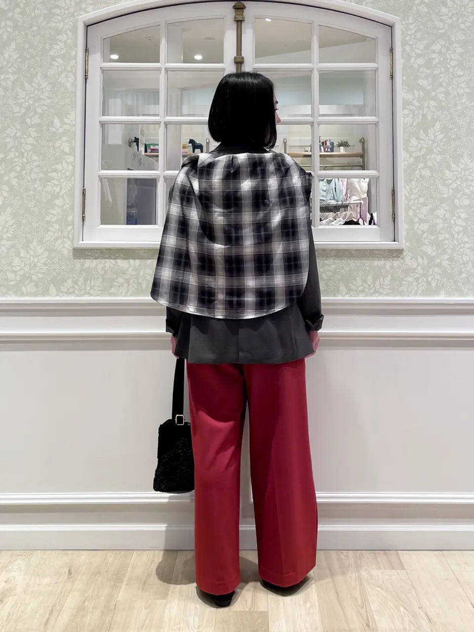 ANY MIKA コーディネート画像