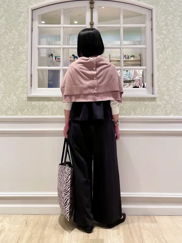 ANY MIKA コーディネート画像