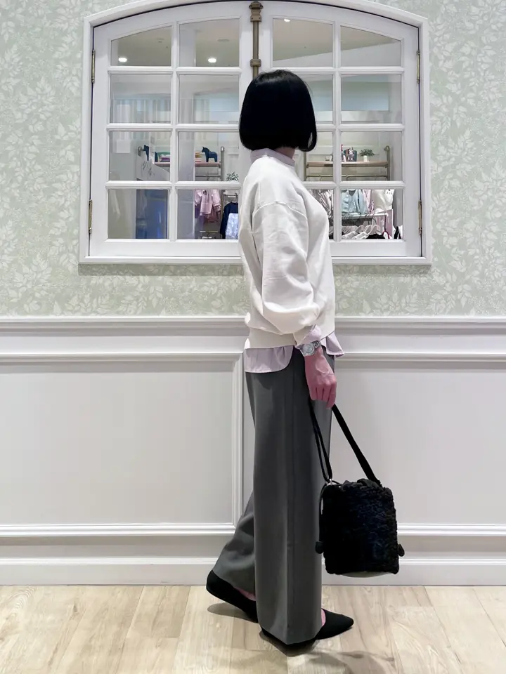 ANY MIKA コーディネート画像