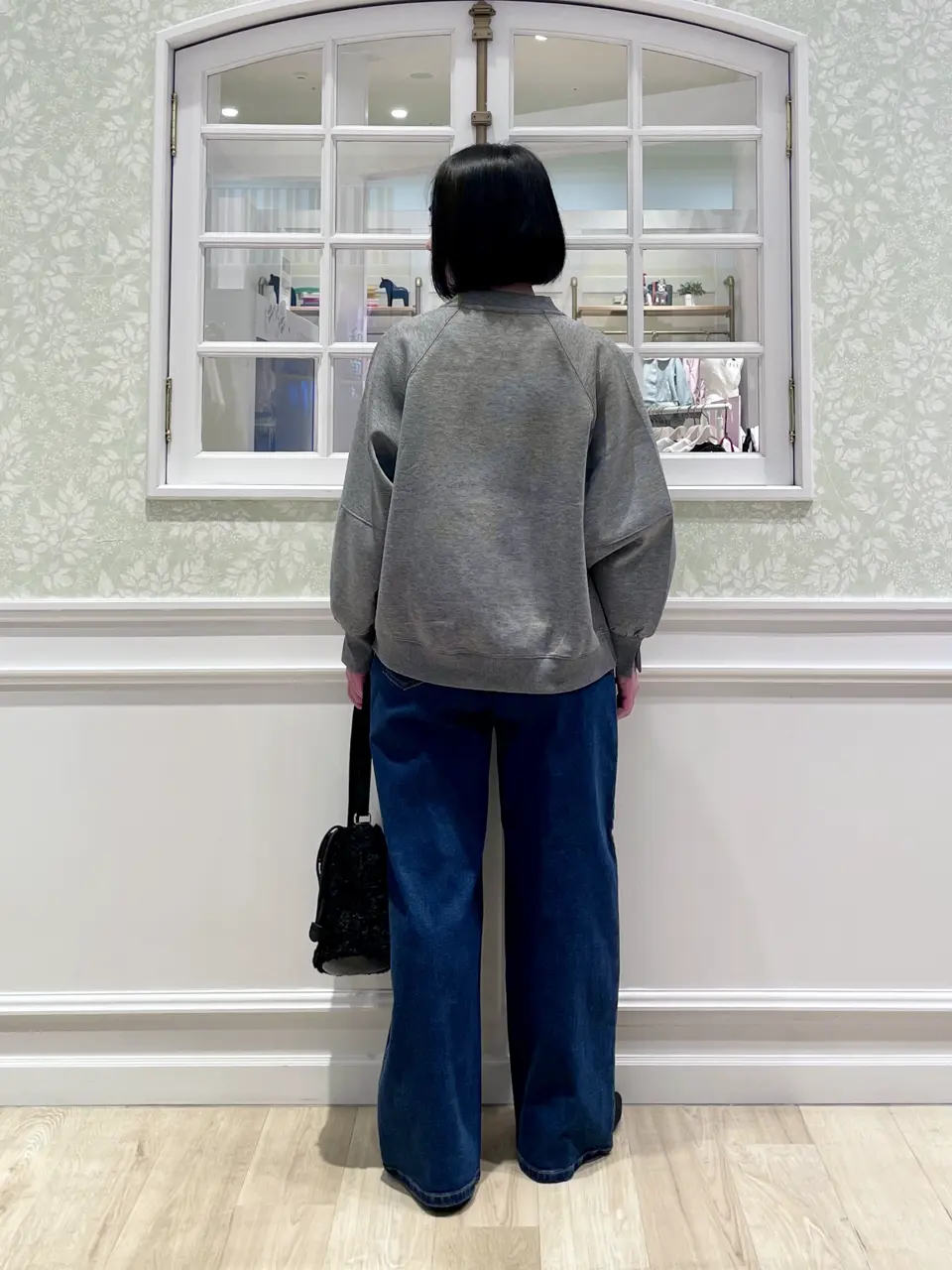 ANY MIKA コーディネート画像