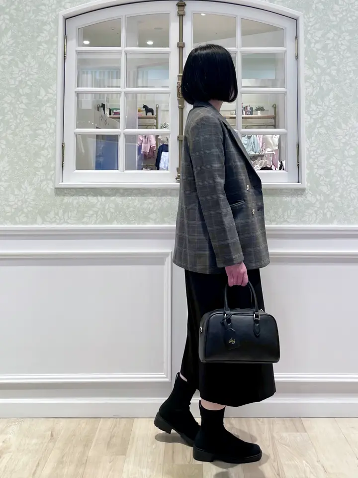 ANY SIS MIKA コーディネート画像