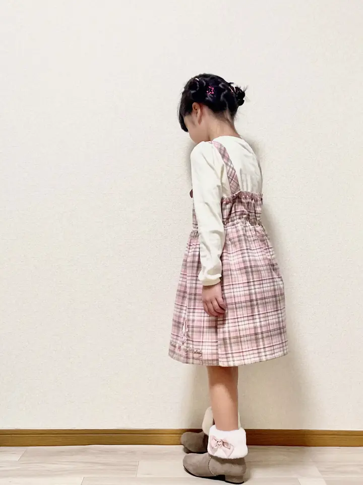 ANY MIKA コーディネート画像