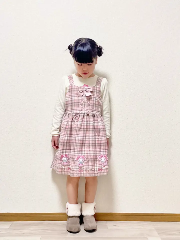 ANY MIKA コーディネート画像