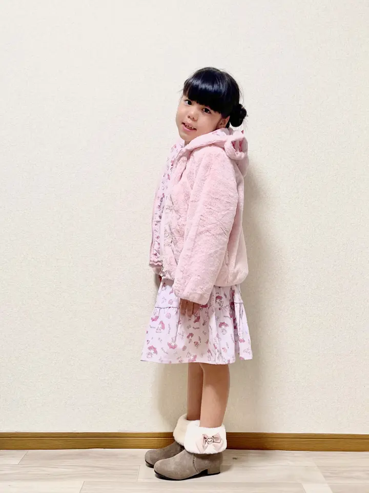 ANY MIKA コーディネート画像