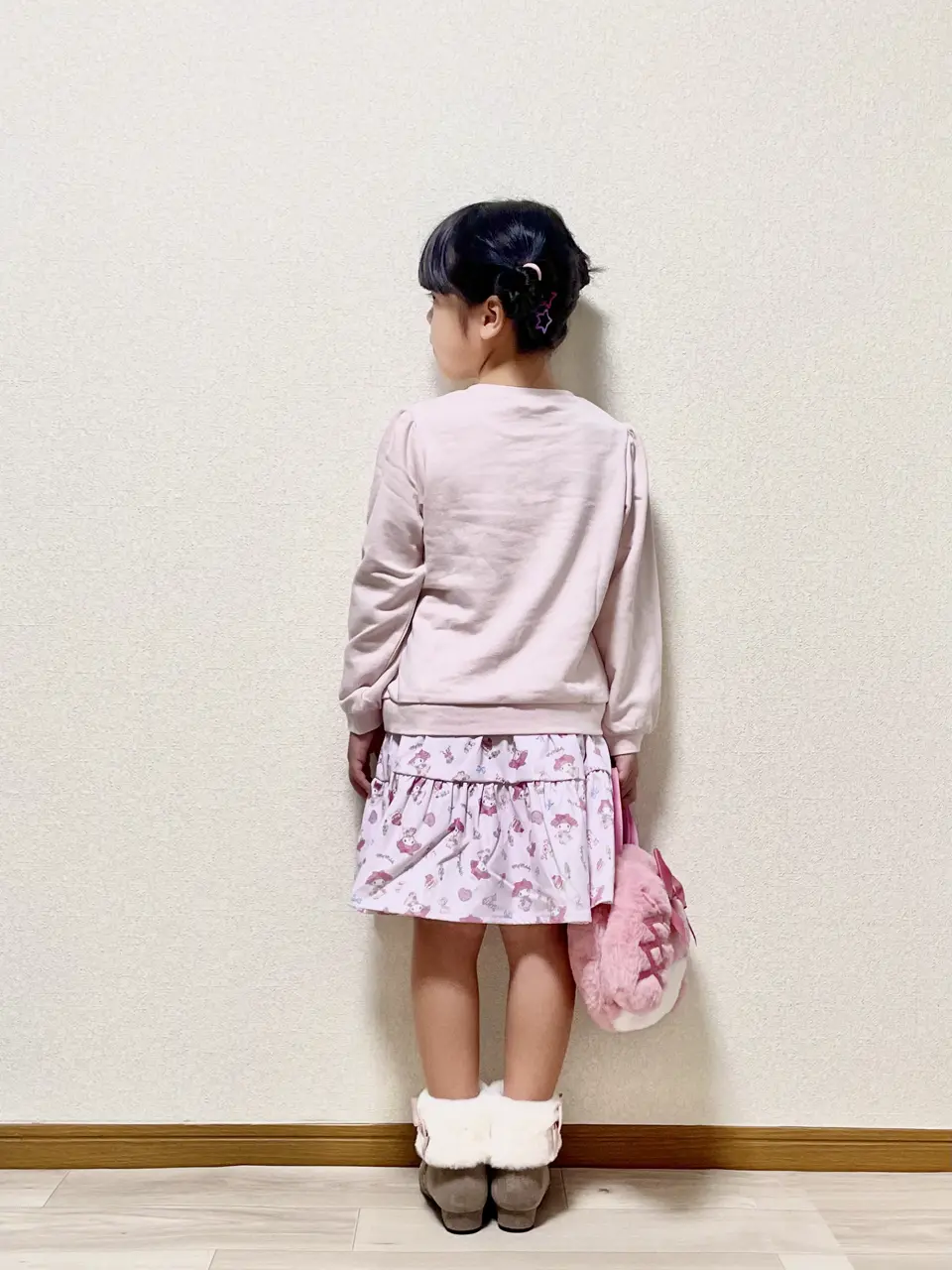 ANY MIKA コーディネート画像