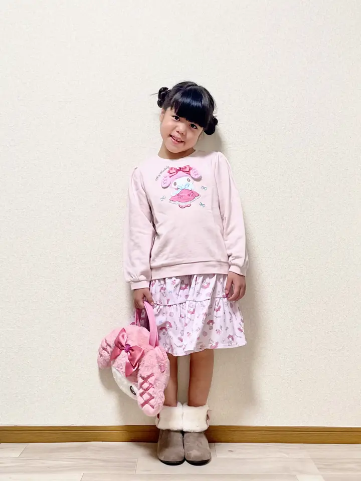 ANY MIKA コーディネート画像