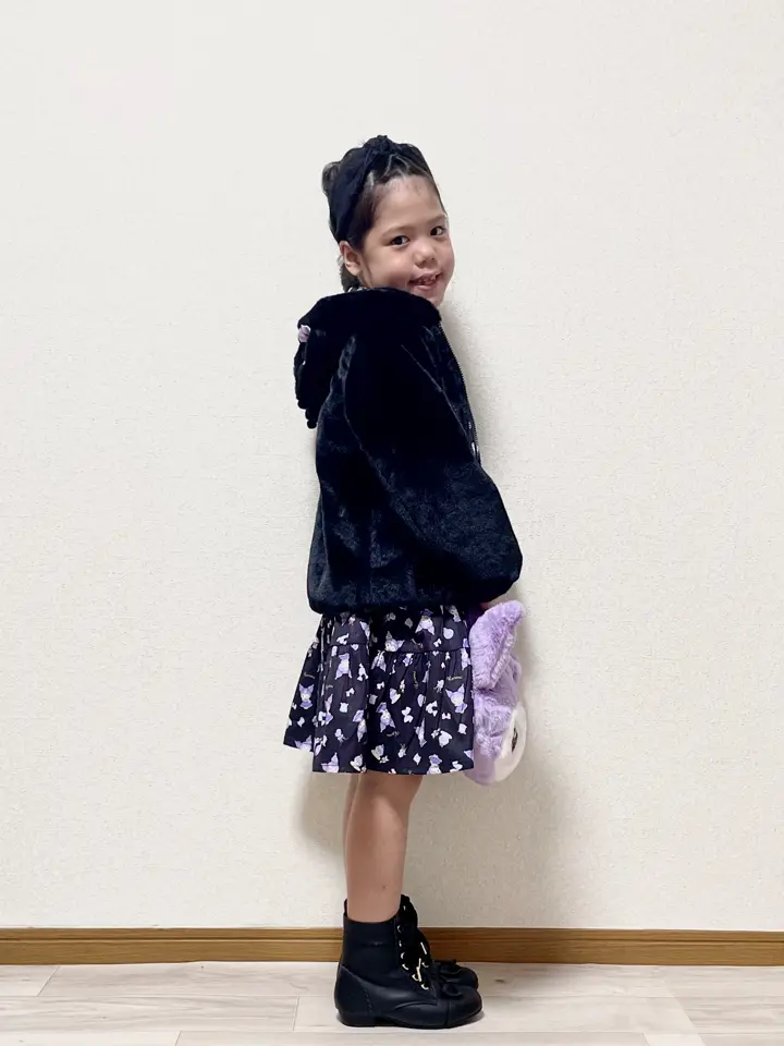 ANY MIKA コーディネート画像