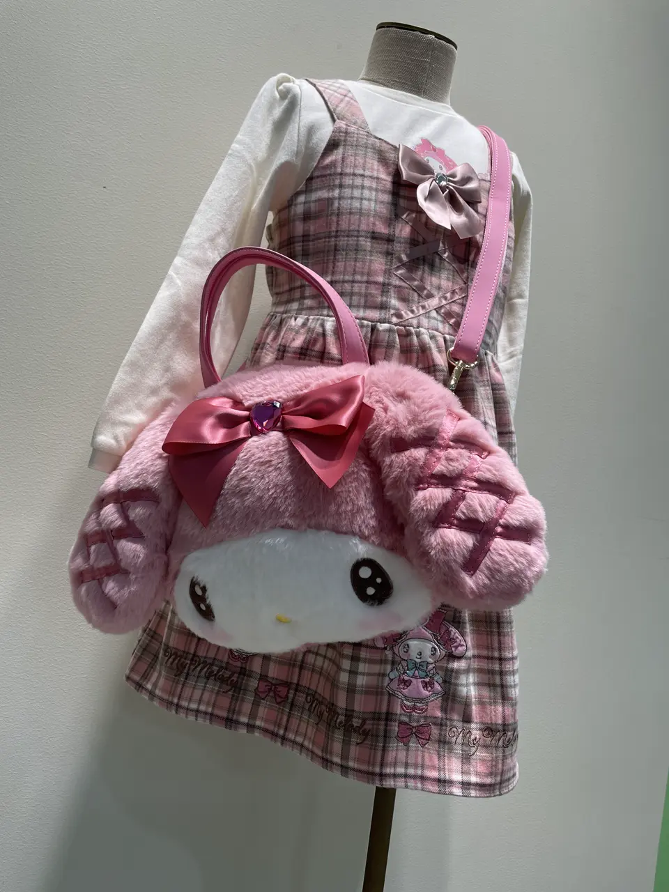 ANY 柄澤 コーディネート画像