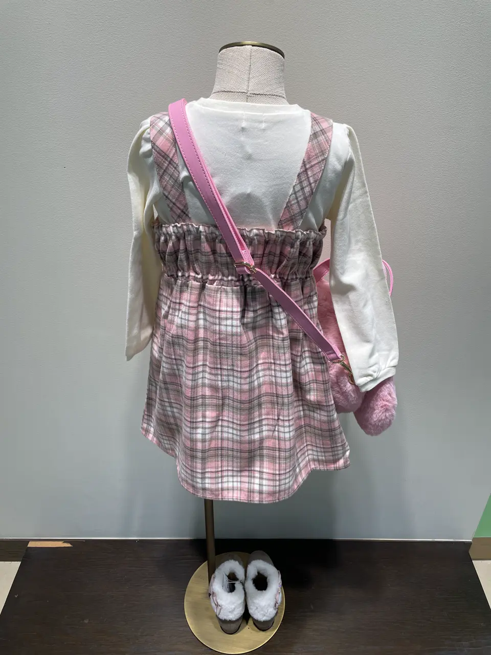 ANY 柄澤 コーディネート画像