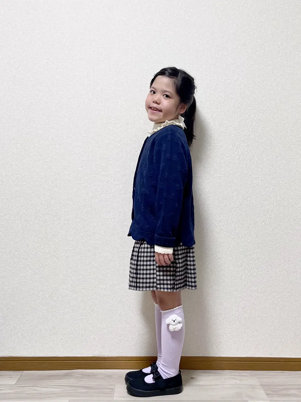 ANY MIKA コーディネート画像