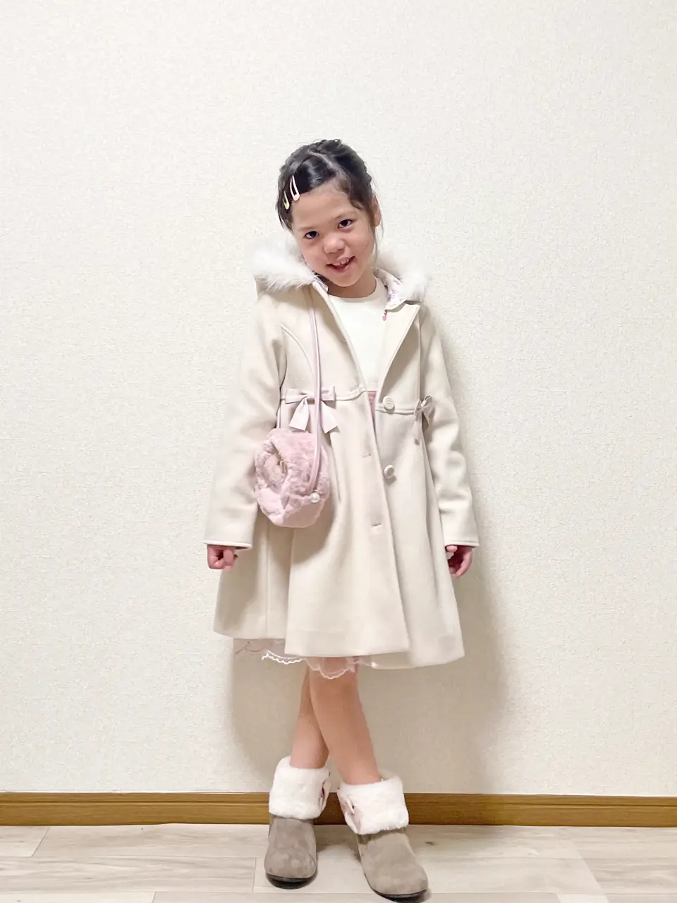 ANY MIKA コーディネート画像