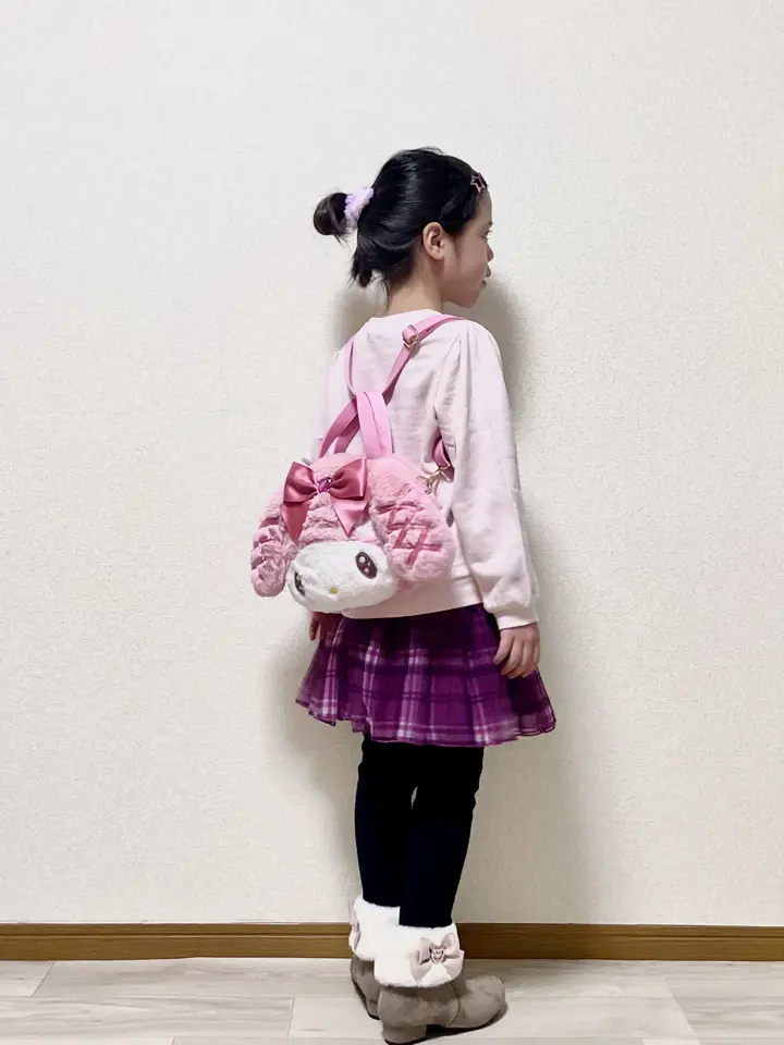 ANY MIKA コーディネート画像