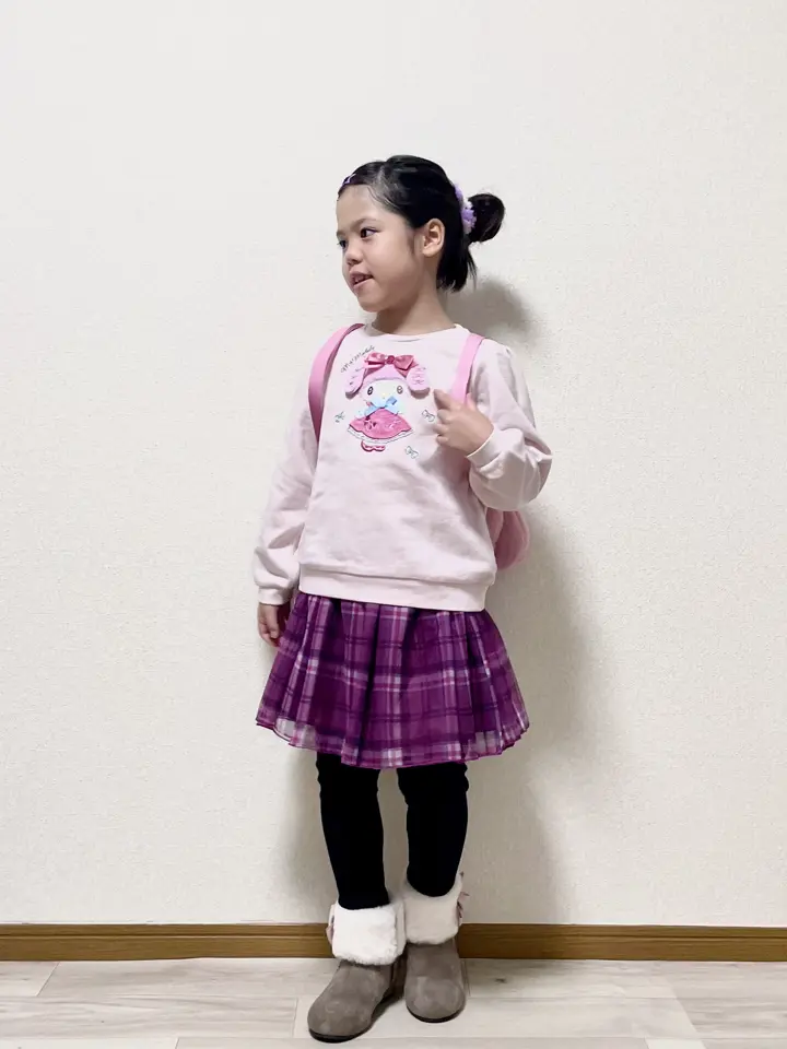 ANY MIKA コーディネート画像