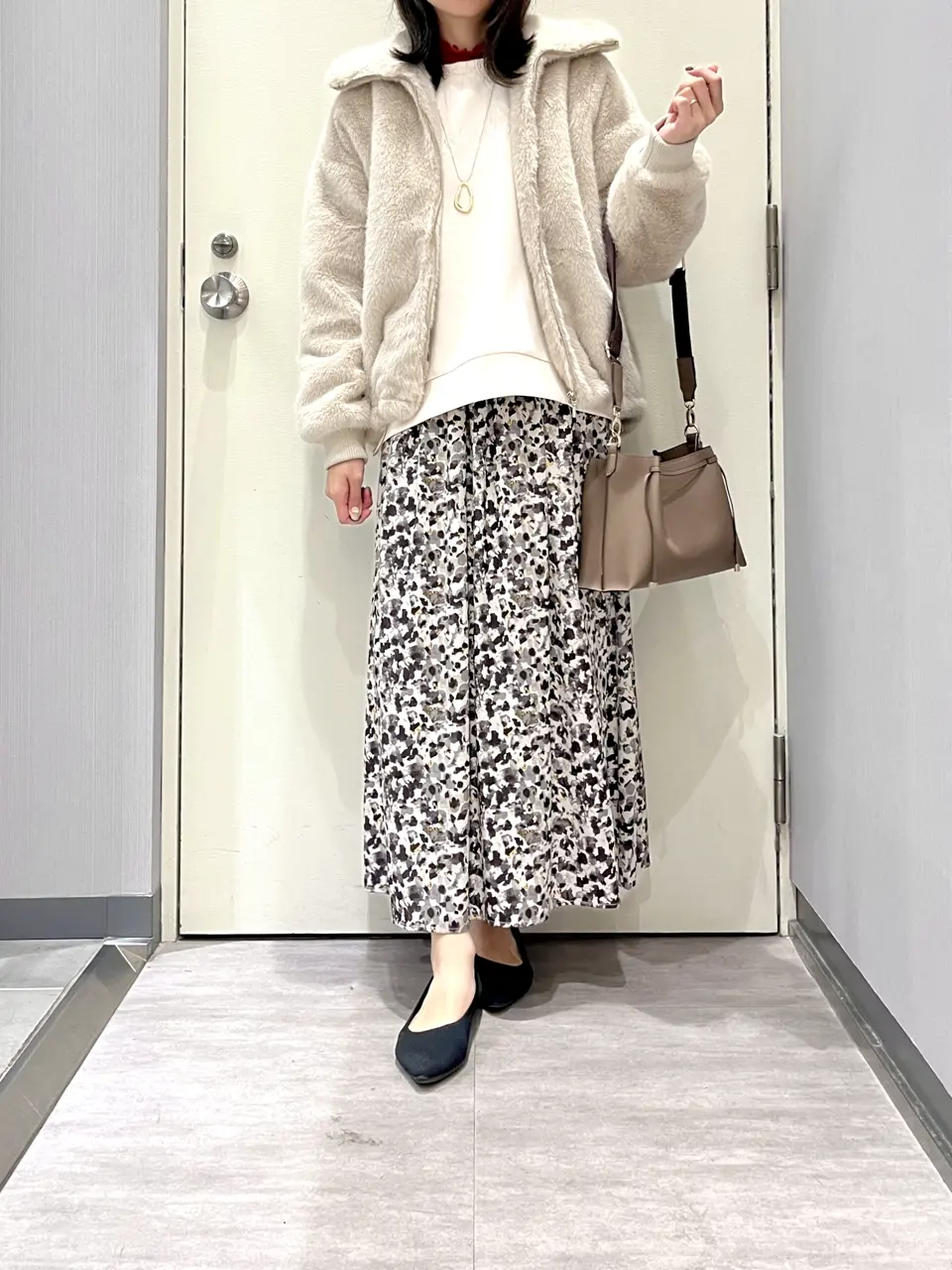 ANY 金井 コーディネート画像