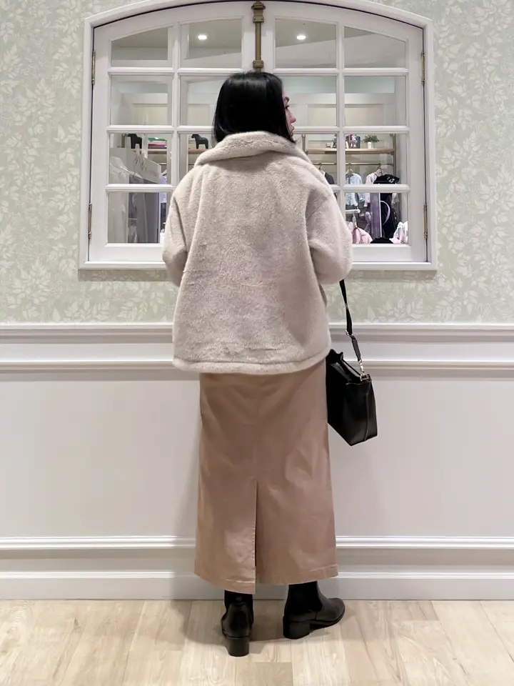 ANY MIKA コーディネート画像