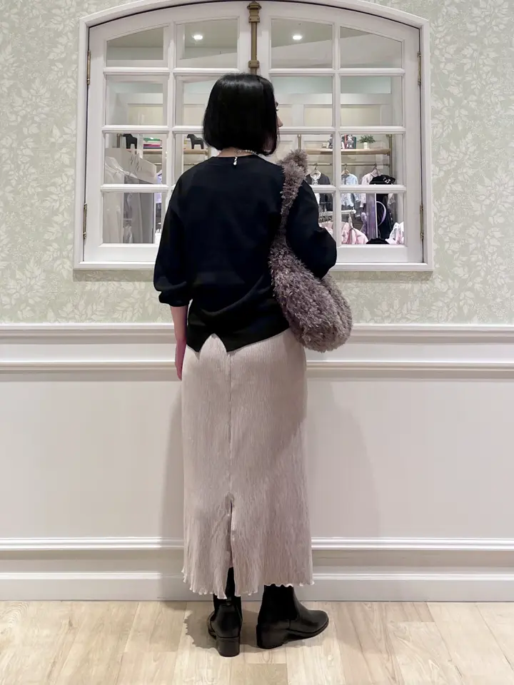 ANY MIKA コーディネート画像