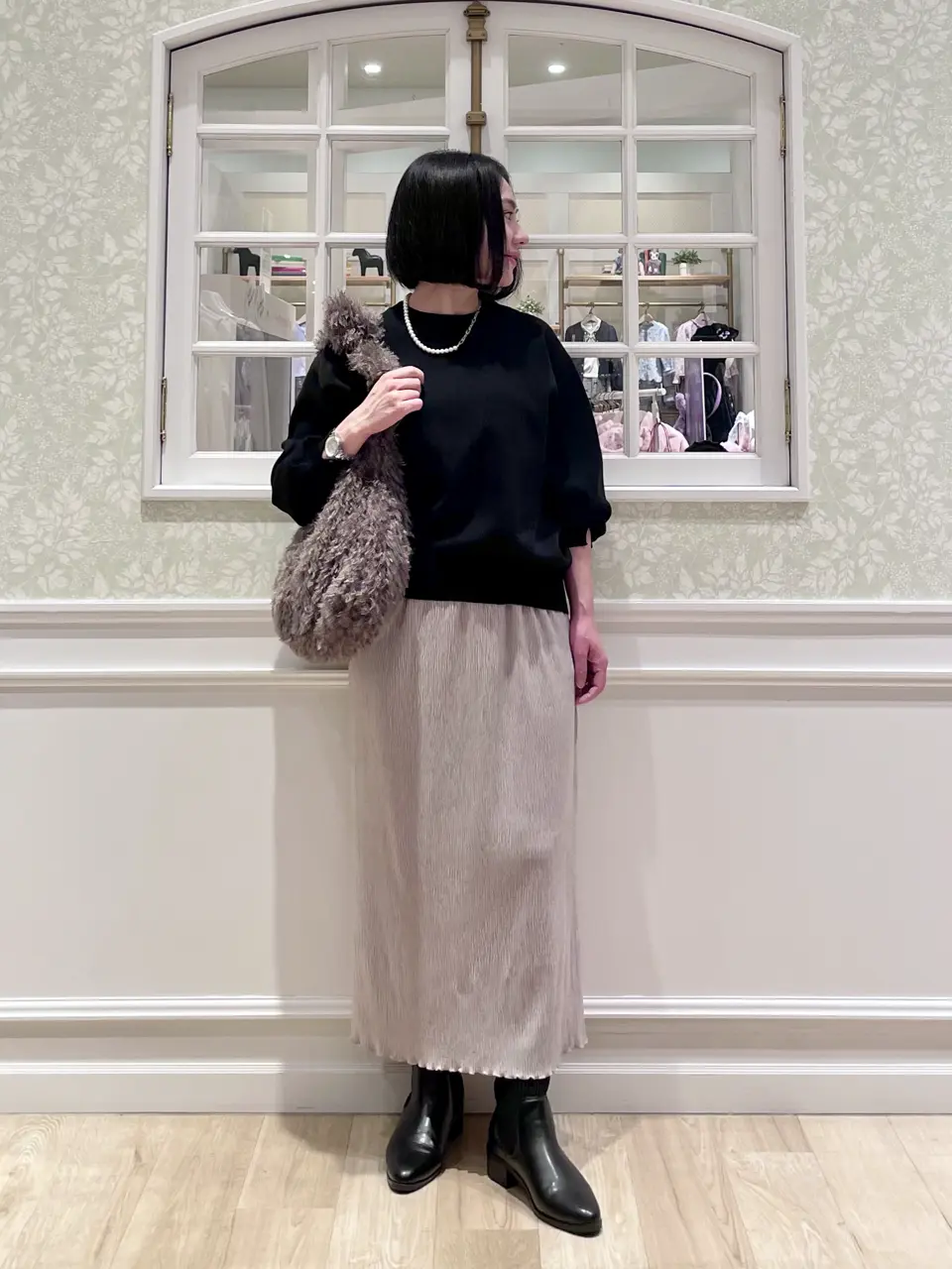 ANY MIKA コーディネート画像