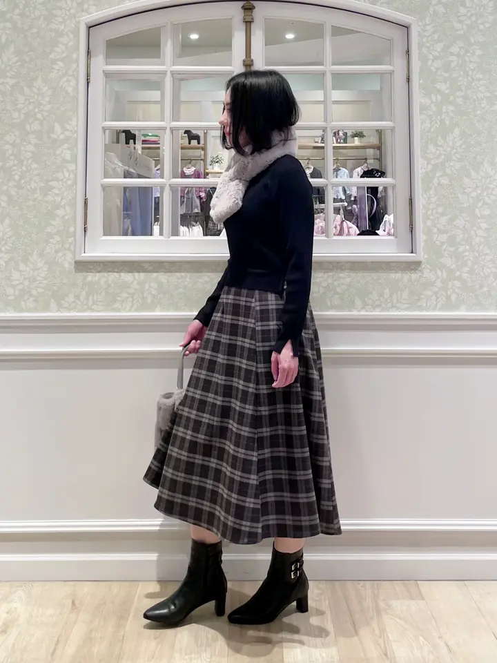 ANY SIS MIKA コーディネート画像