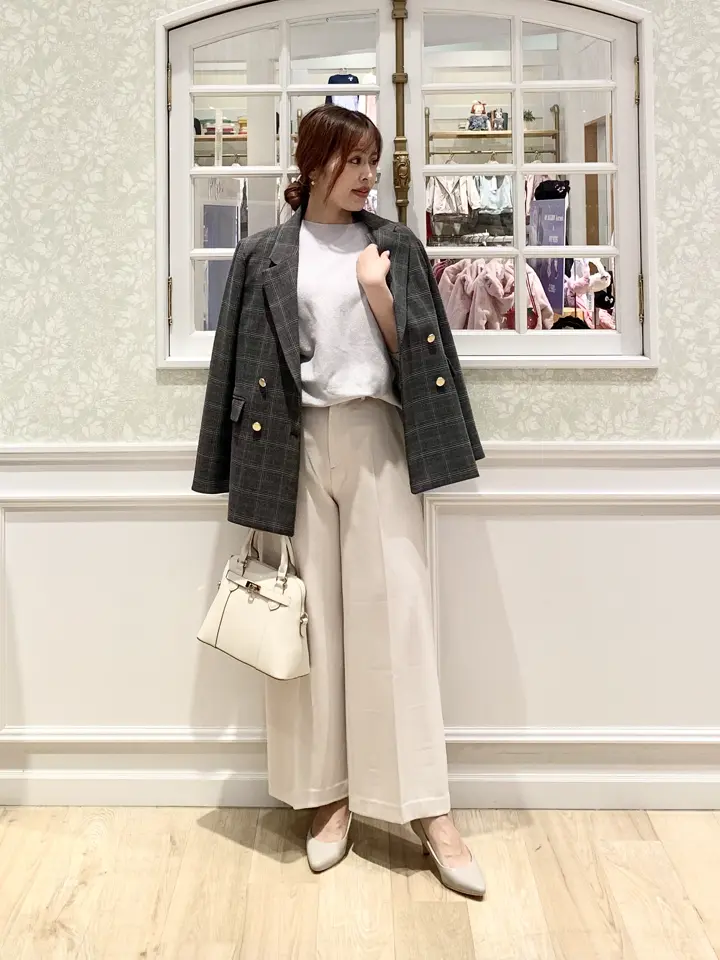 ANY SIS MIHO コーディネート画像