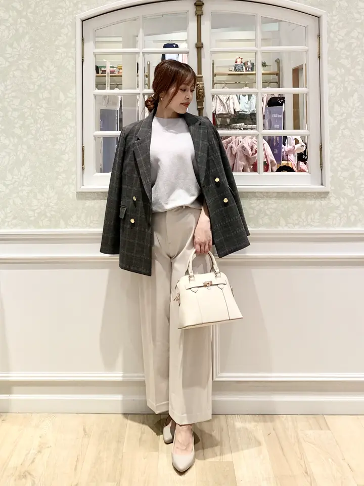 ANY SIS MIHO コーディネート画像