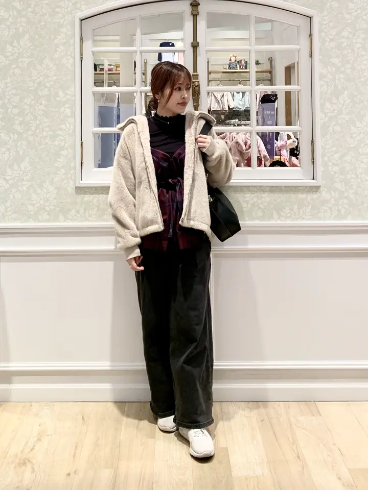 ANY MIHO コーディネート画像