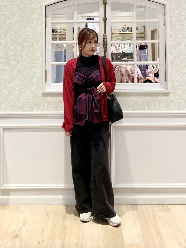 ANY MIHO コーディネート画像