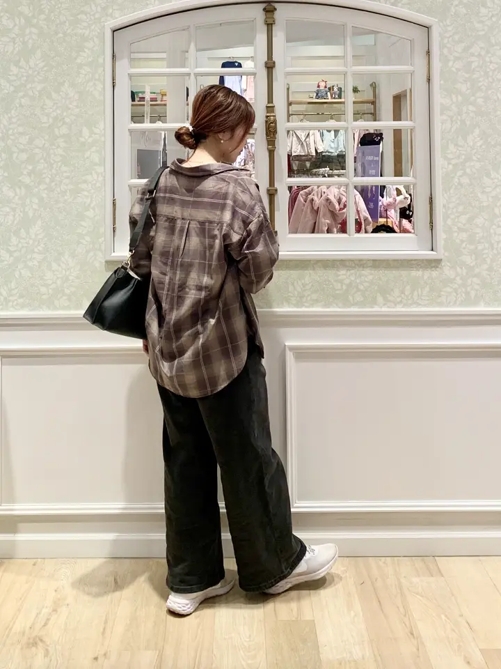 ANY MIHO コーディネート画像