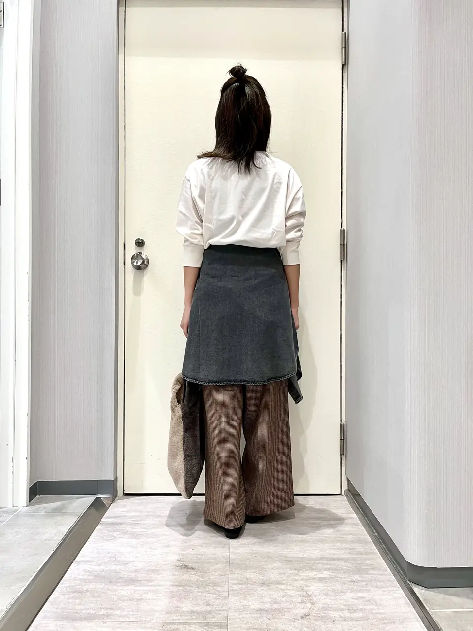 ANY 金井 コーディネート画像