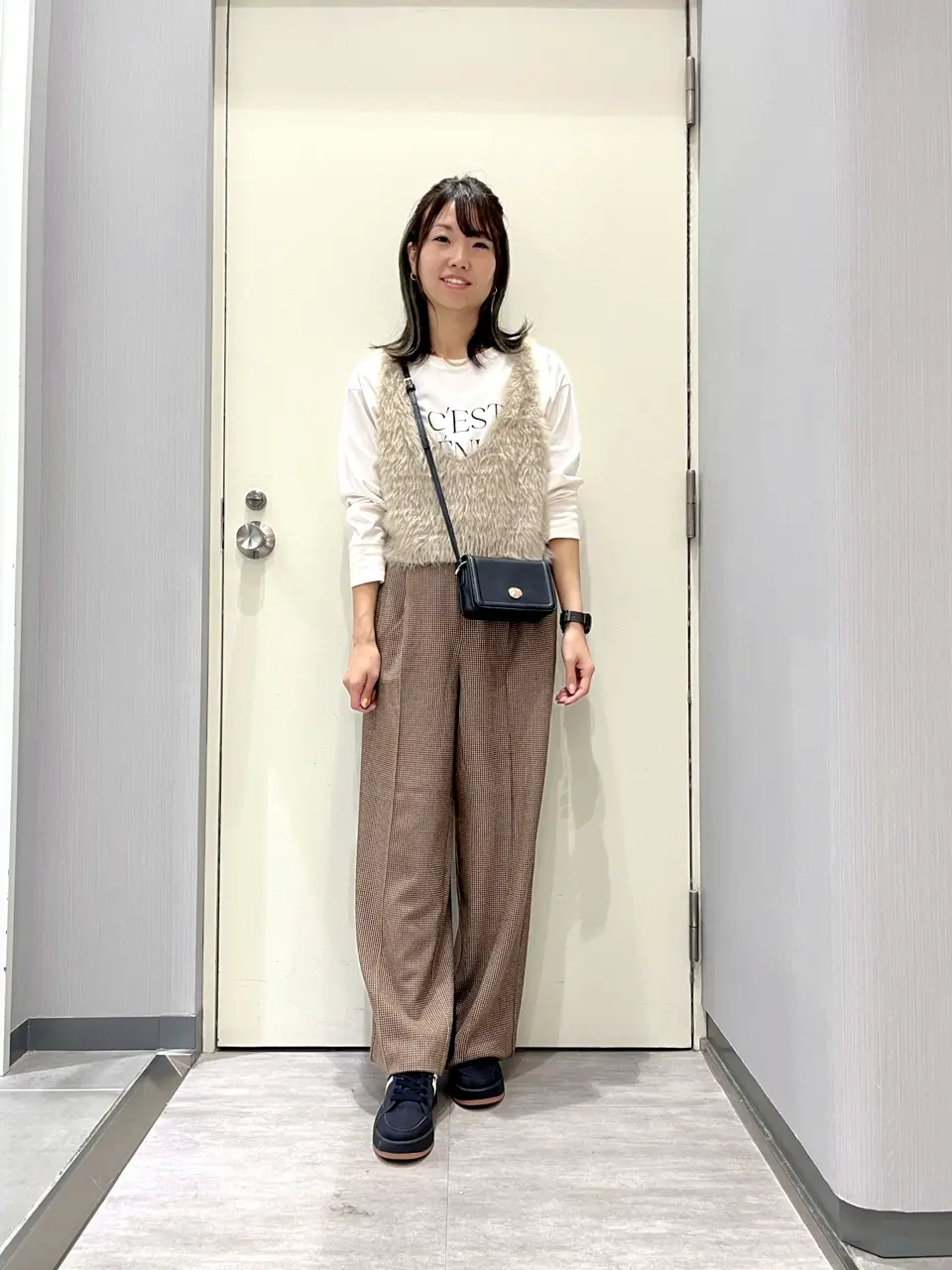 ANY 金井 コーディネート画像