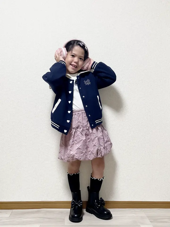 ANY MIKA コーディネート画像