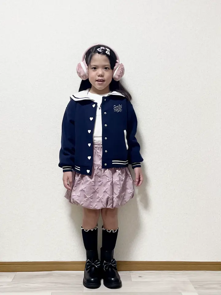 ANY MIKA コーディネート画像