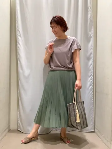 ANY 林 コーディネート画像