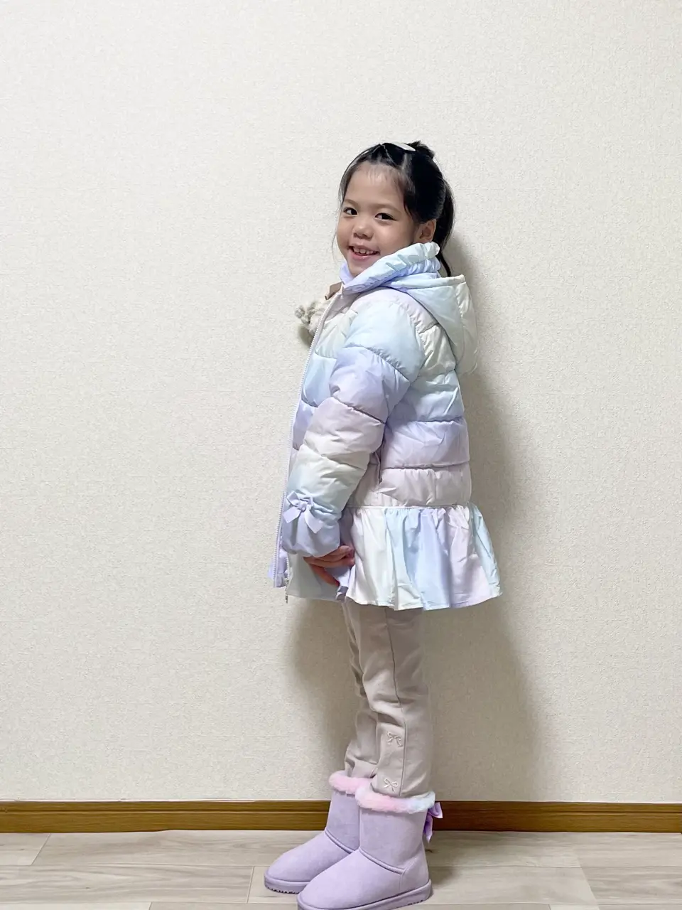 ANY MIKA コーディネート画像