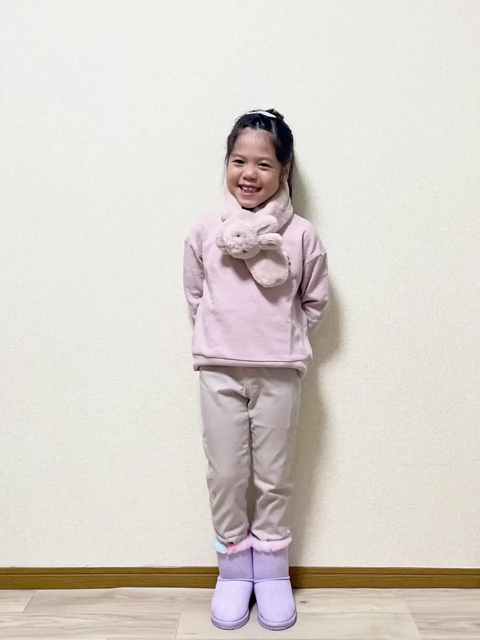 ANY MIKA コーディネート画像