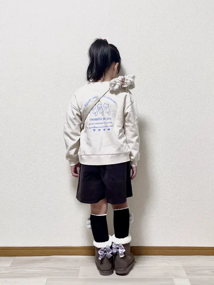 ANY MIKA コーディネート画像