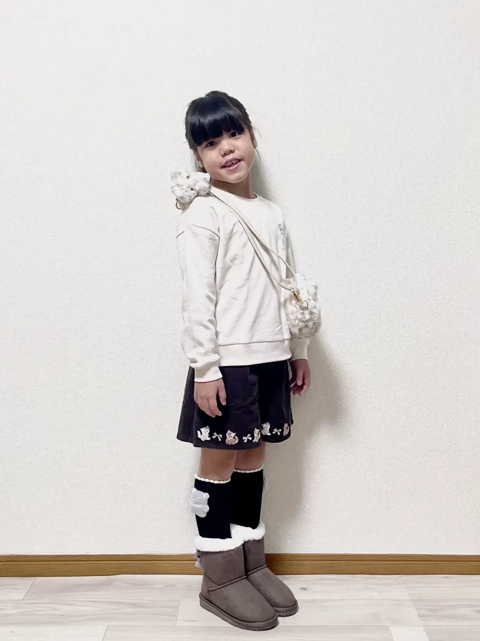 ANY MIKA コーディネート画像