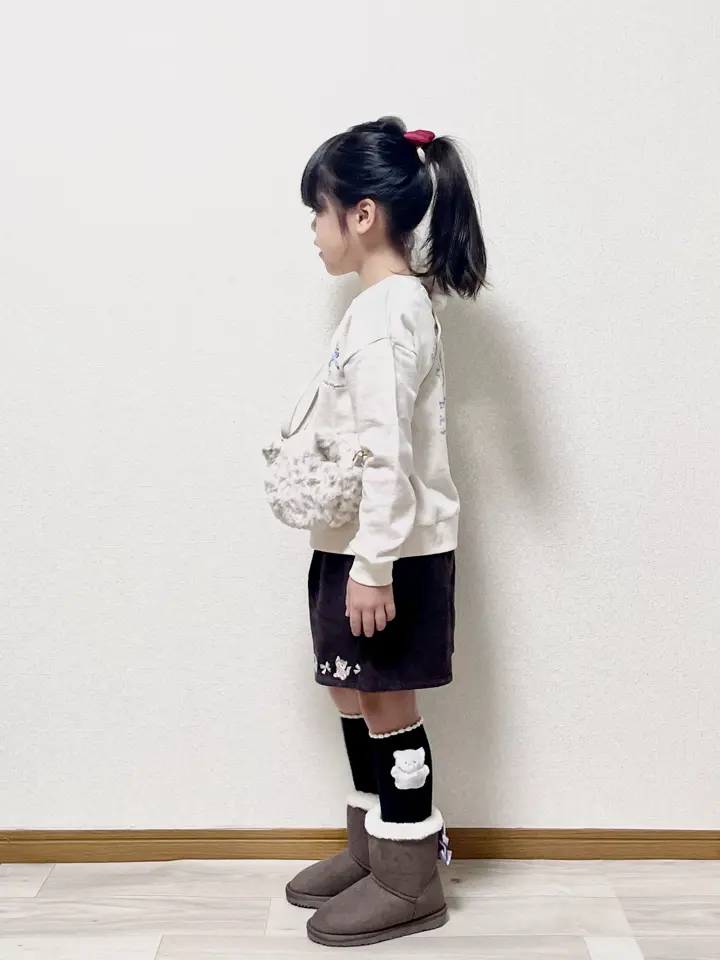 ANY MIKA コーディネート画像