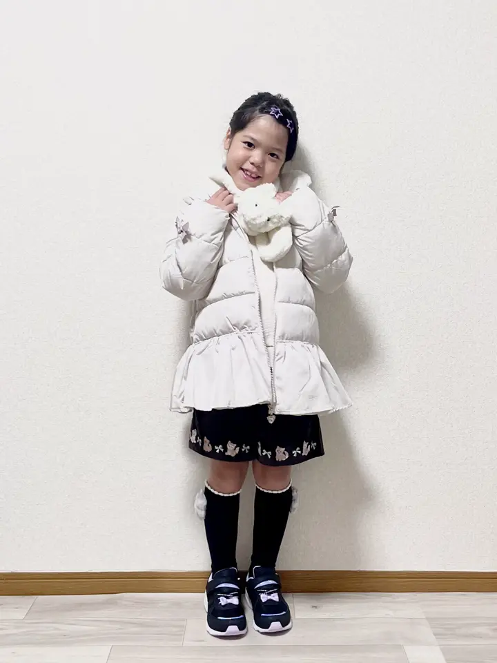 ANY MIKA コーディネート画像