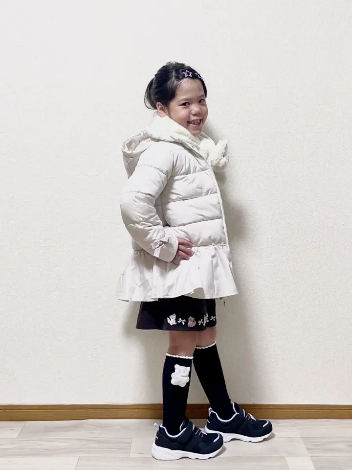 ANY MIKA コーディネート画像