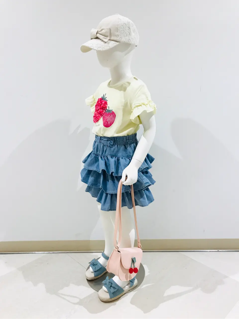 ANY 田口 コーディネート画像