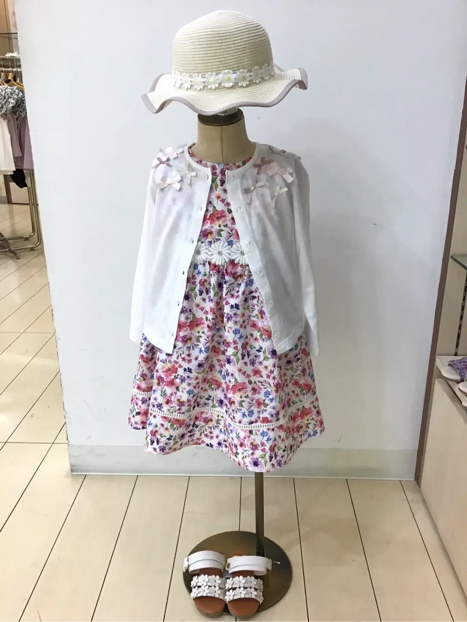  林 コーディネート画像