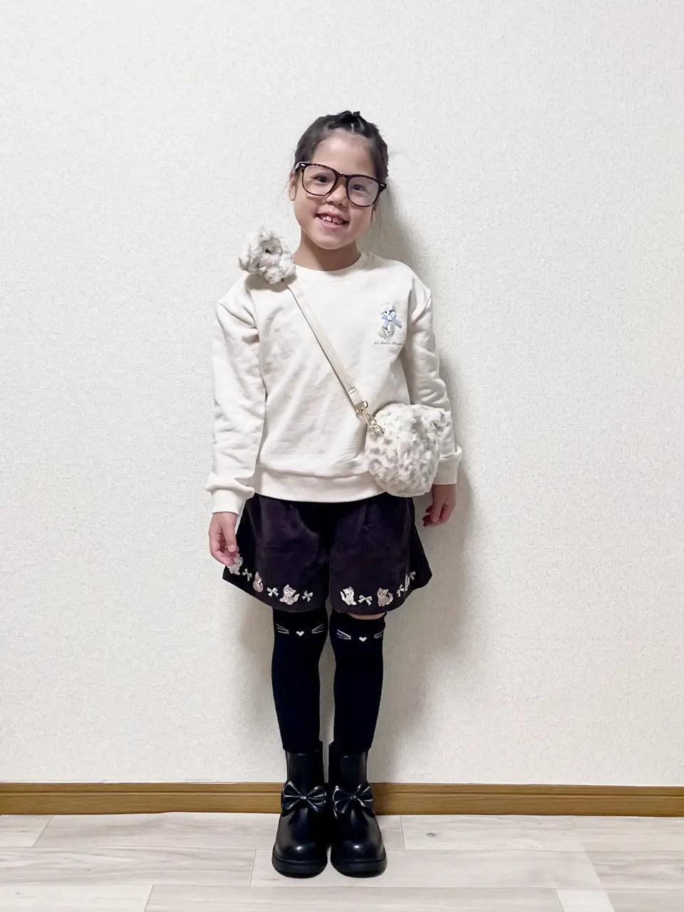 ANY MIKA コーディネート画像