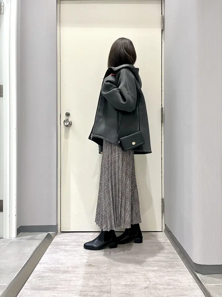 ANY 金井 コーディネート画像