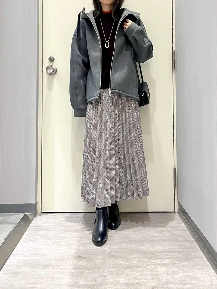 ANY 金井 コーディネート画像